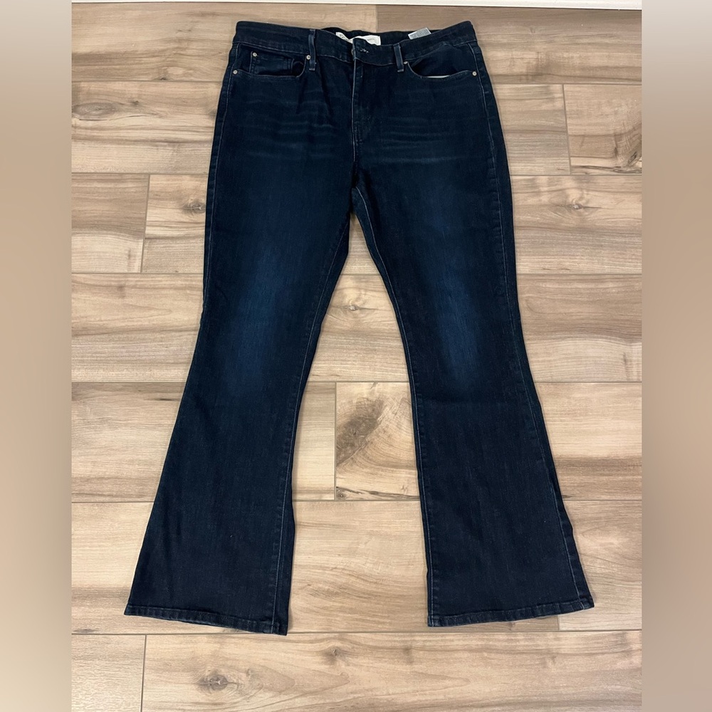 Levis Women's Mid Rise Classic Bootcut Jeans Size 14S W32 X L30 Dark Blue